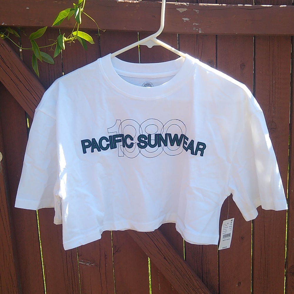 PacSun Pacific Sunwear 1980 Cropped T-Shirt 100% Cotton Women's Size Medium NWT - Picture 5 of 7